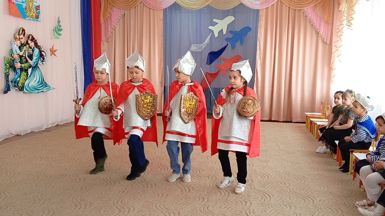 &quot;Как Баба-яга внука в армию провожала&quot;.