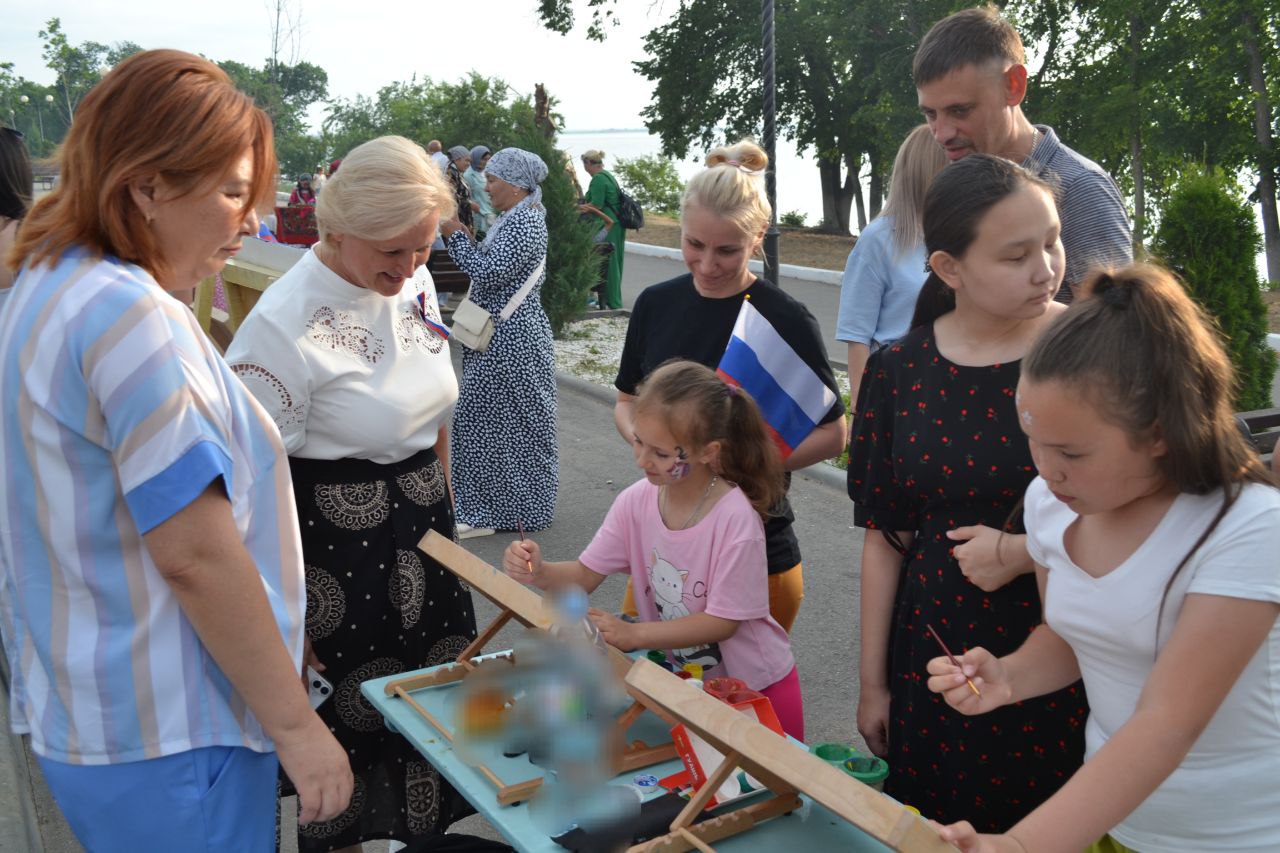 Праздничный концерт, посвящённый Дню России.