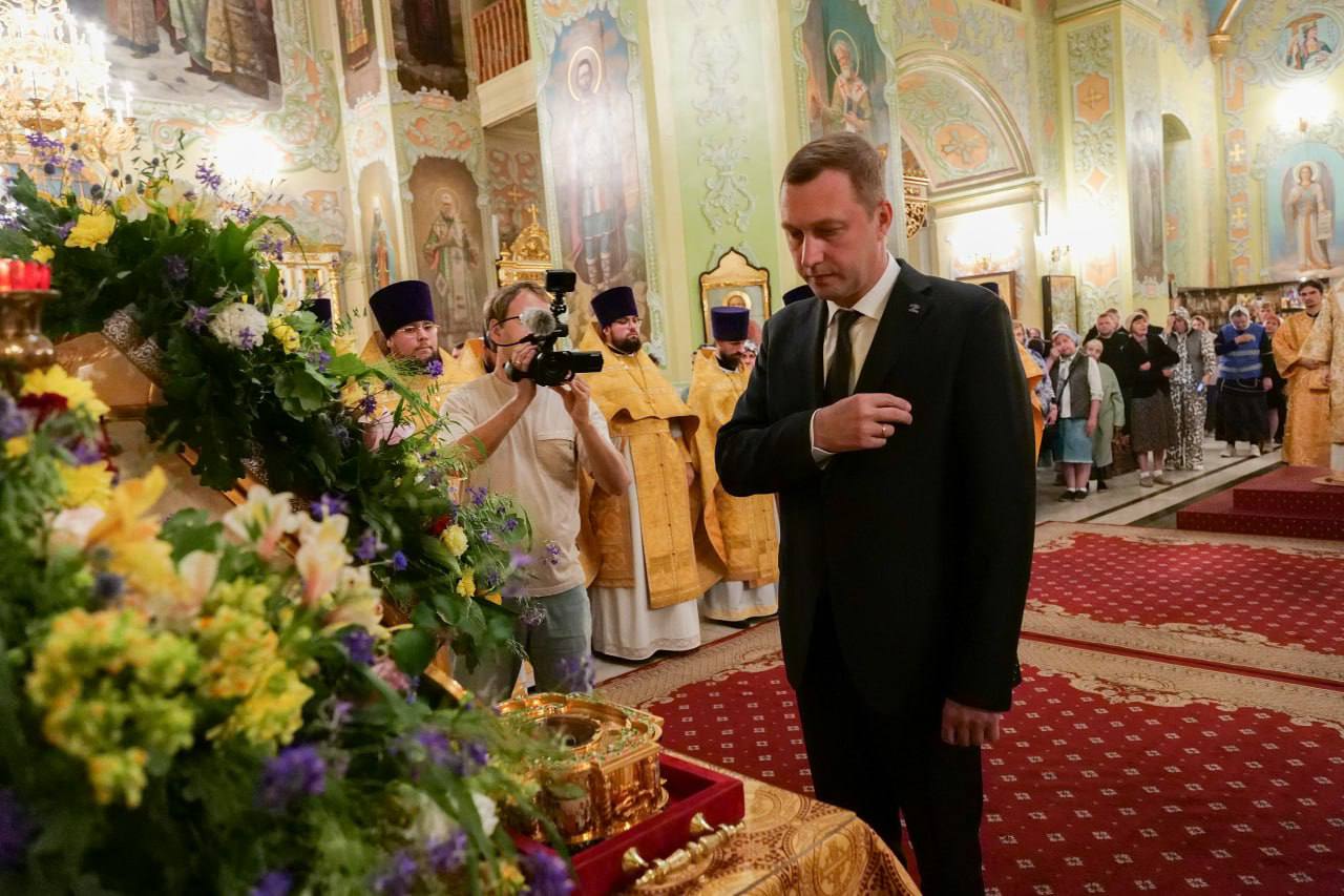 Митрополит Саратовский и Вольский Игнатий совершил Божественную литургию..